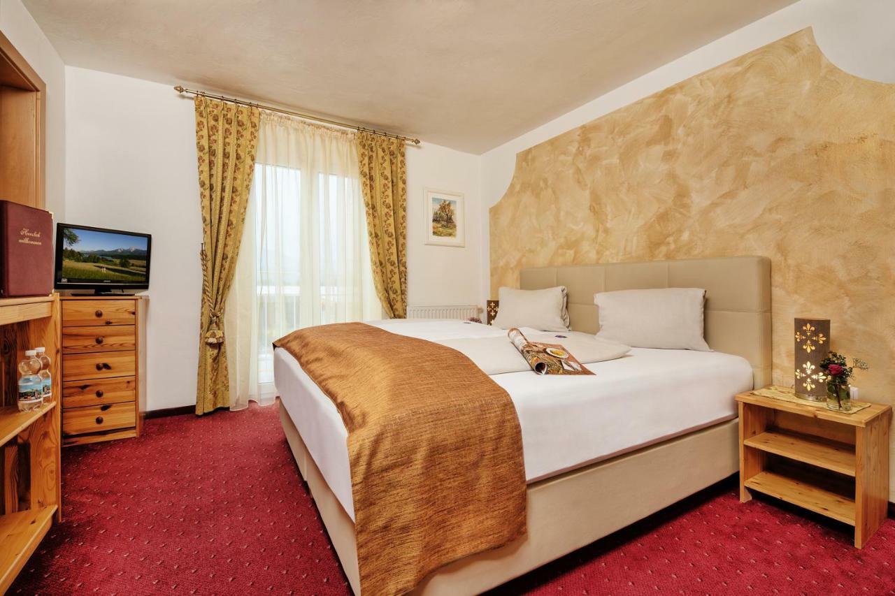 Hotel-Pension Melcher Drobollach am Faakersee Rum bild